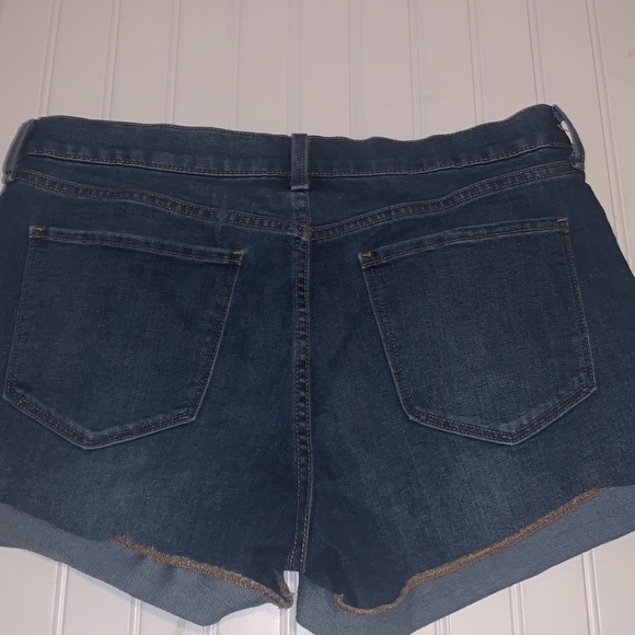 Old Navy cuffed jean shorts size 12 - Picture 6 of 6